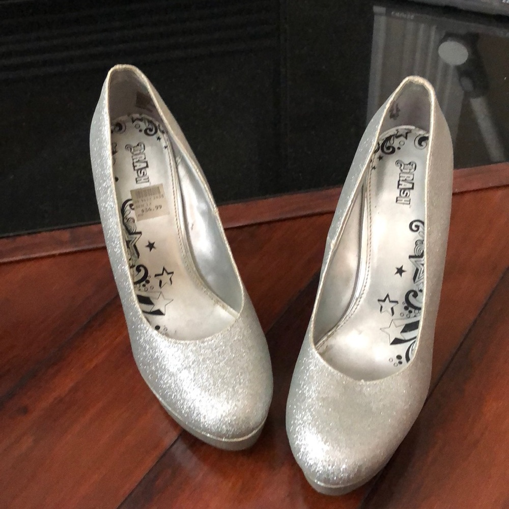 Silver sparkle heels